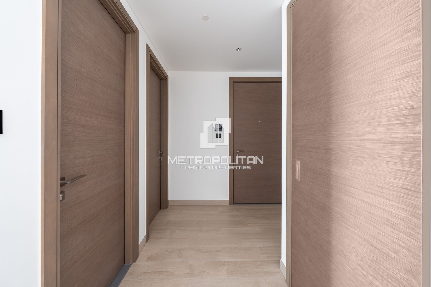 Large 1BR + Study | High Floor | Area Expert