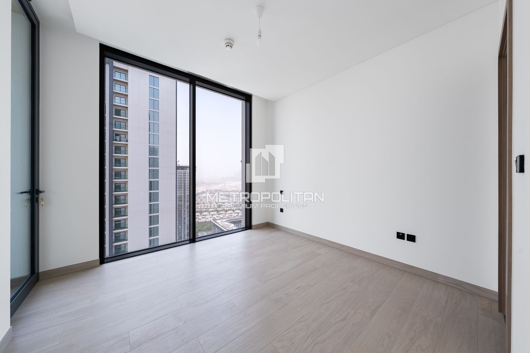 Large 1BR + Study | High Floor | Area Expert