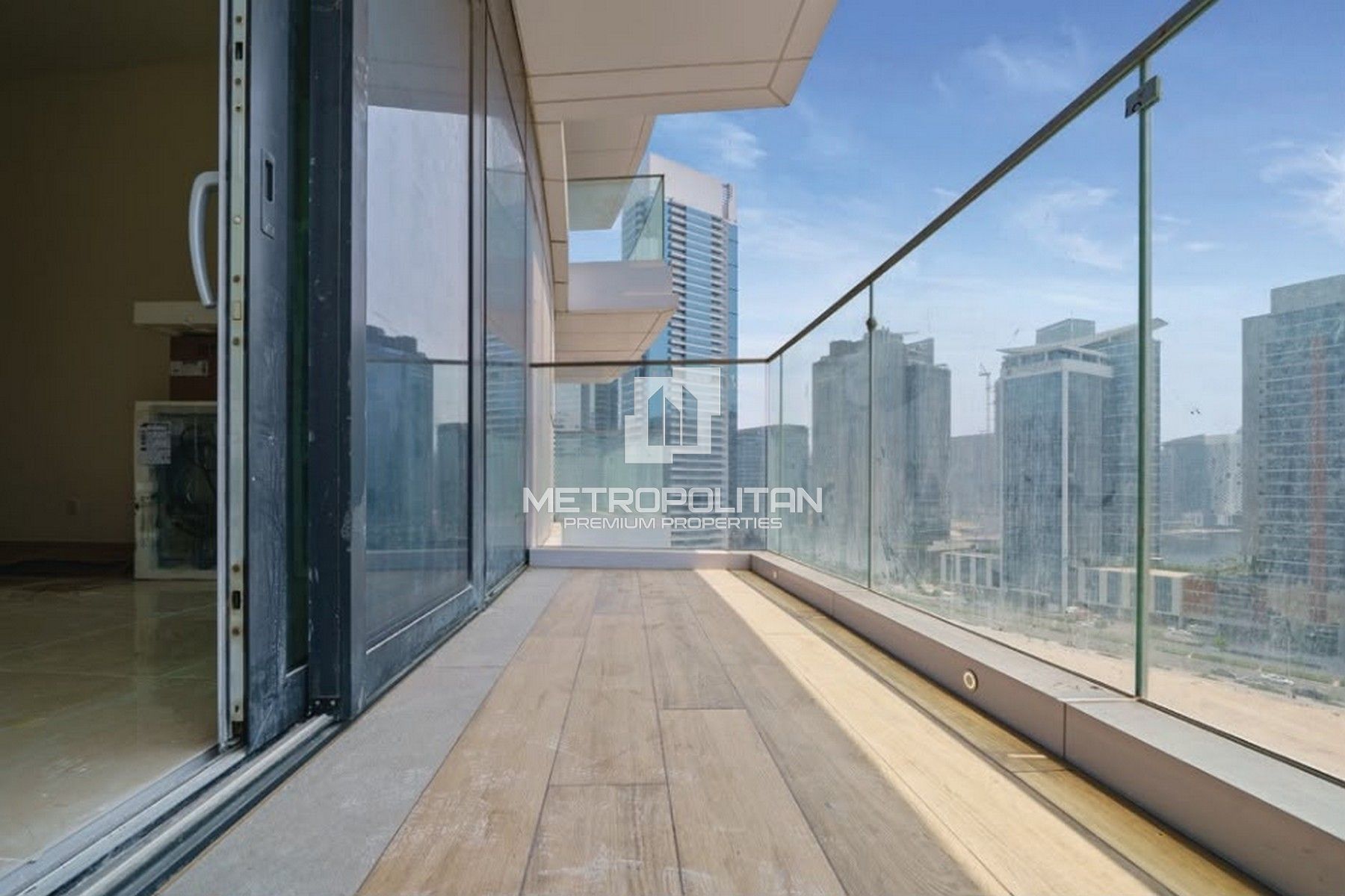 Stunning 1 Bedroom Apartment | High Floor