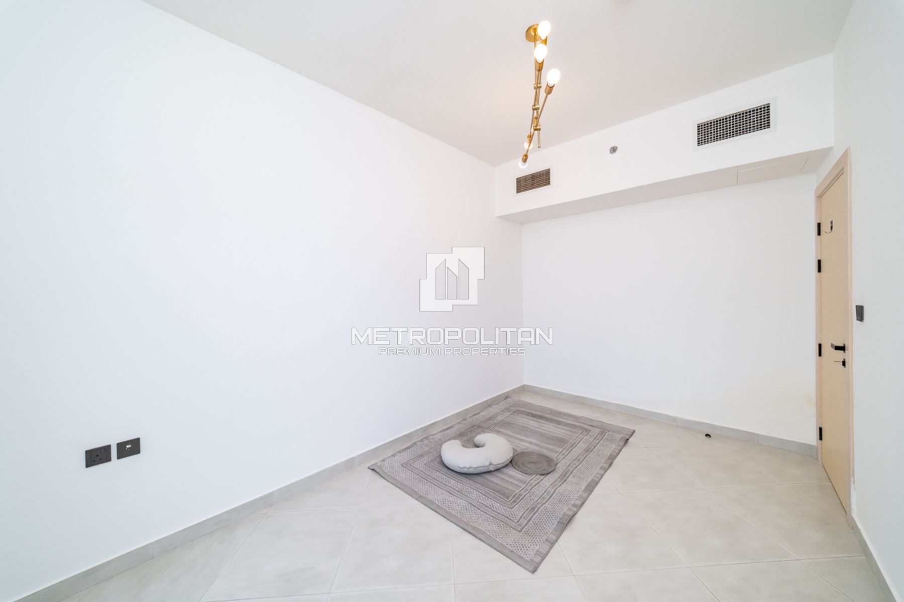 Modern 1BR | Central Location | Strong Investment