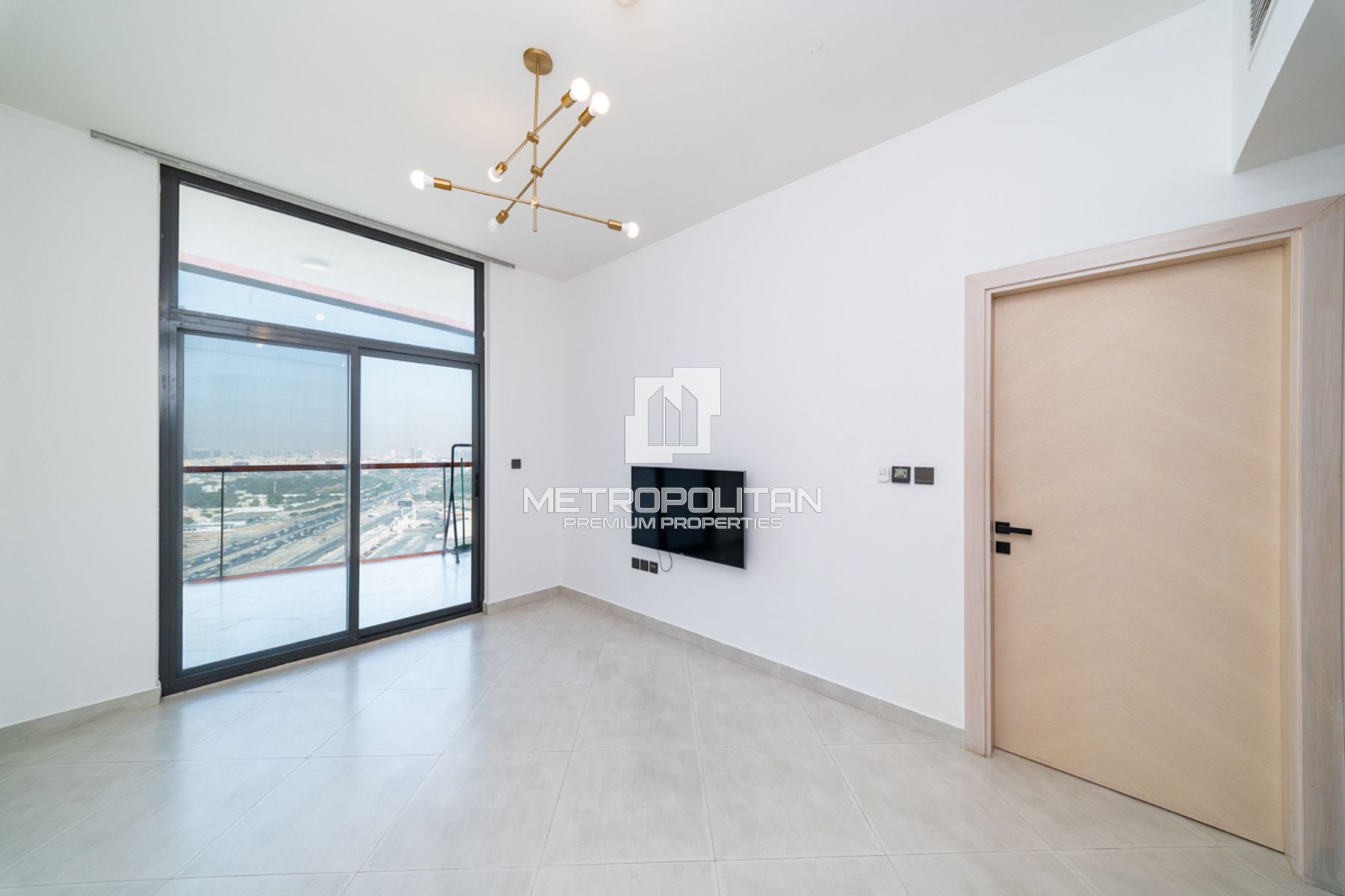 Modern 1BR | Central Location | Strong Investment