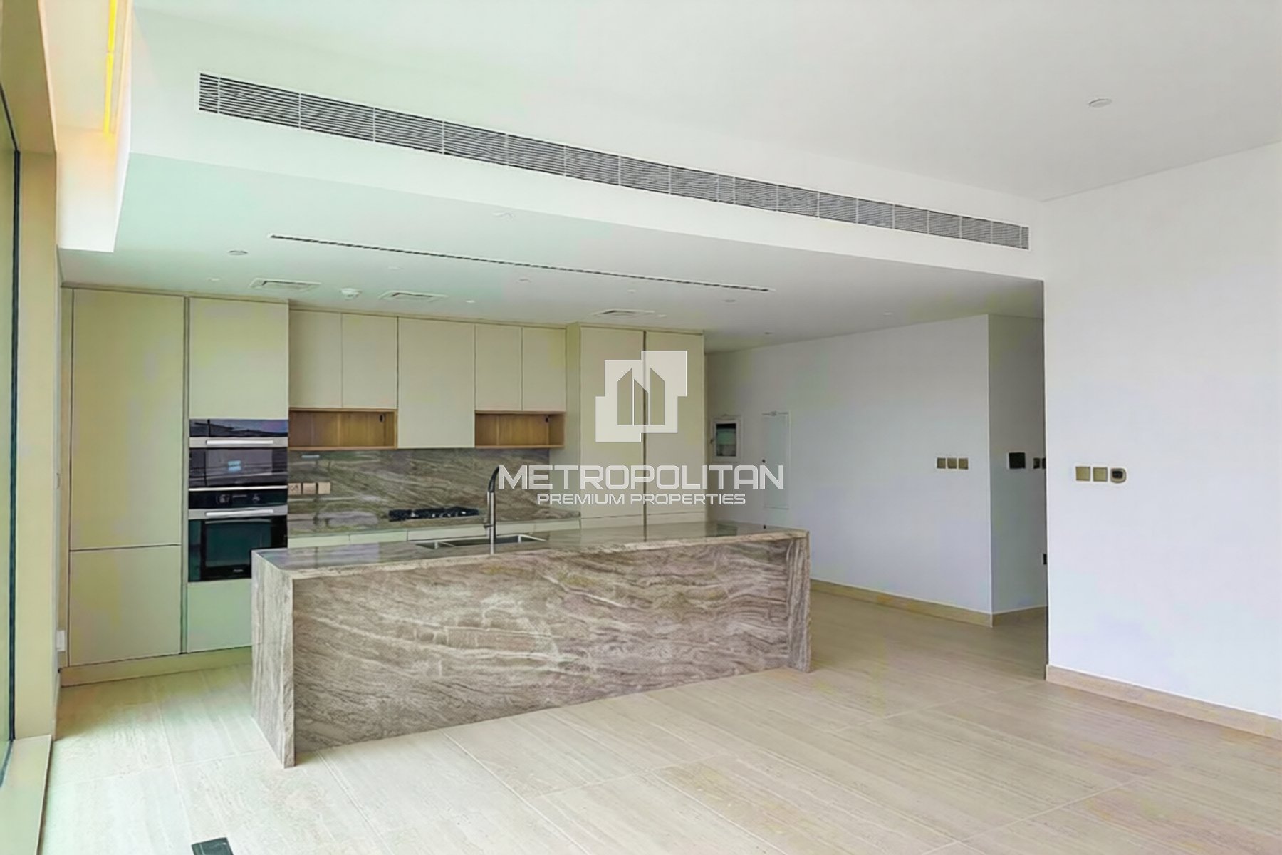 Palm and Marina Views | High Floor | Corner Unit