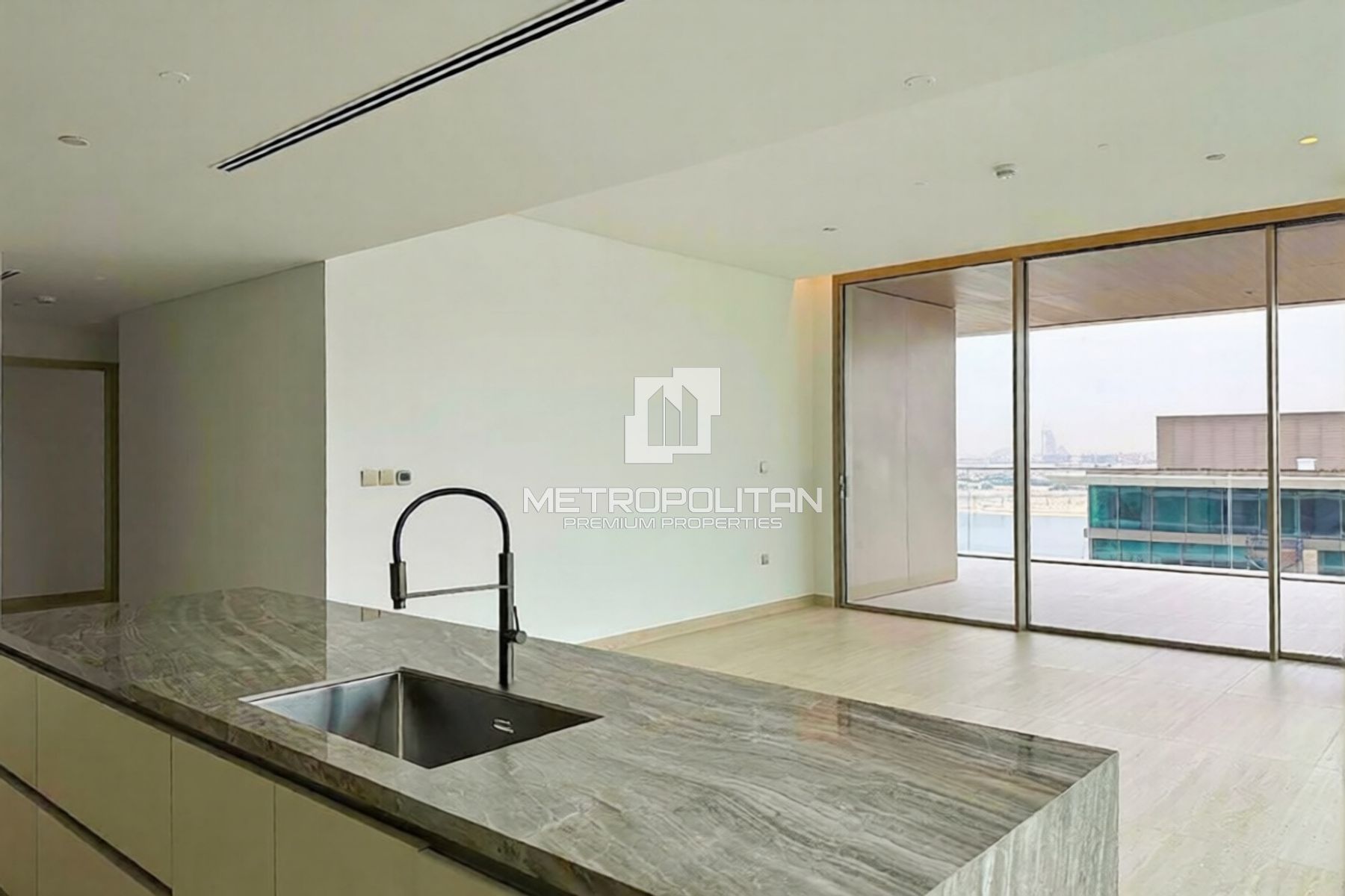 Palm and Marina Views | High Floor | Corner Unit
