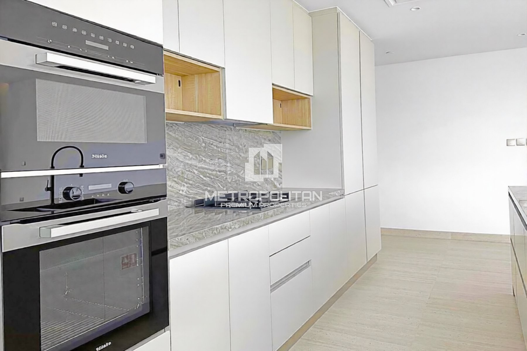Palm and Marina Views | High Floor | Corner Unit