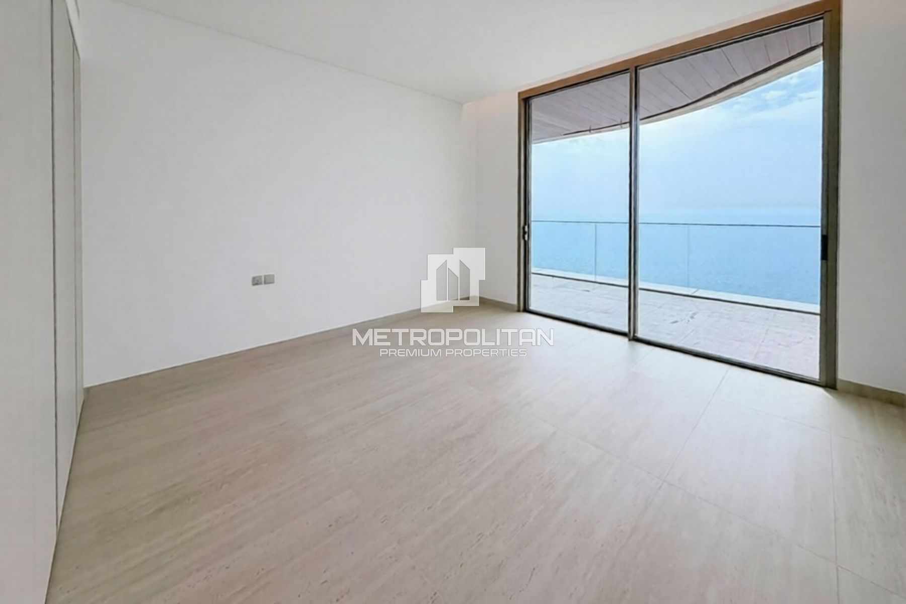 Palm and Marina Views | High Floor | Corner Unit