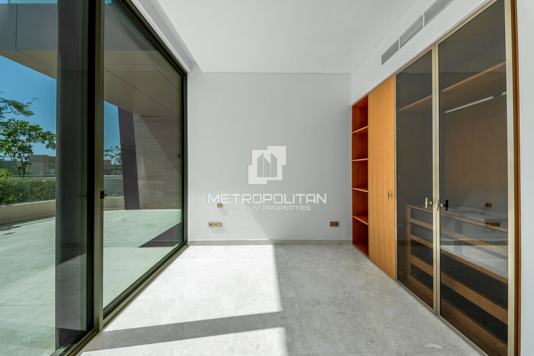 Stunning 2BR | Beachfront | Prime Location