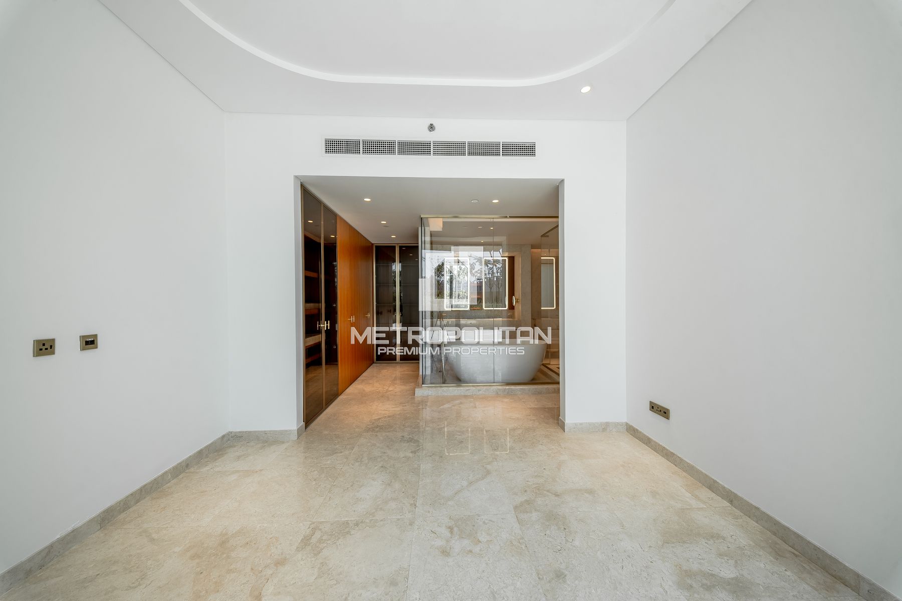 Stunning 2BR | Beachfront | Prime Location
