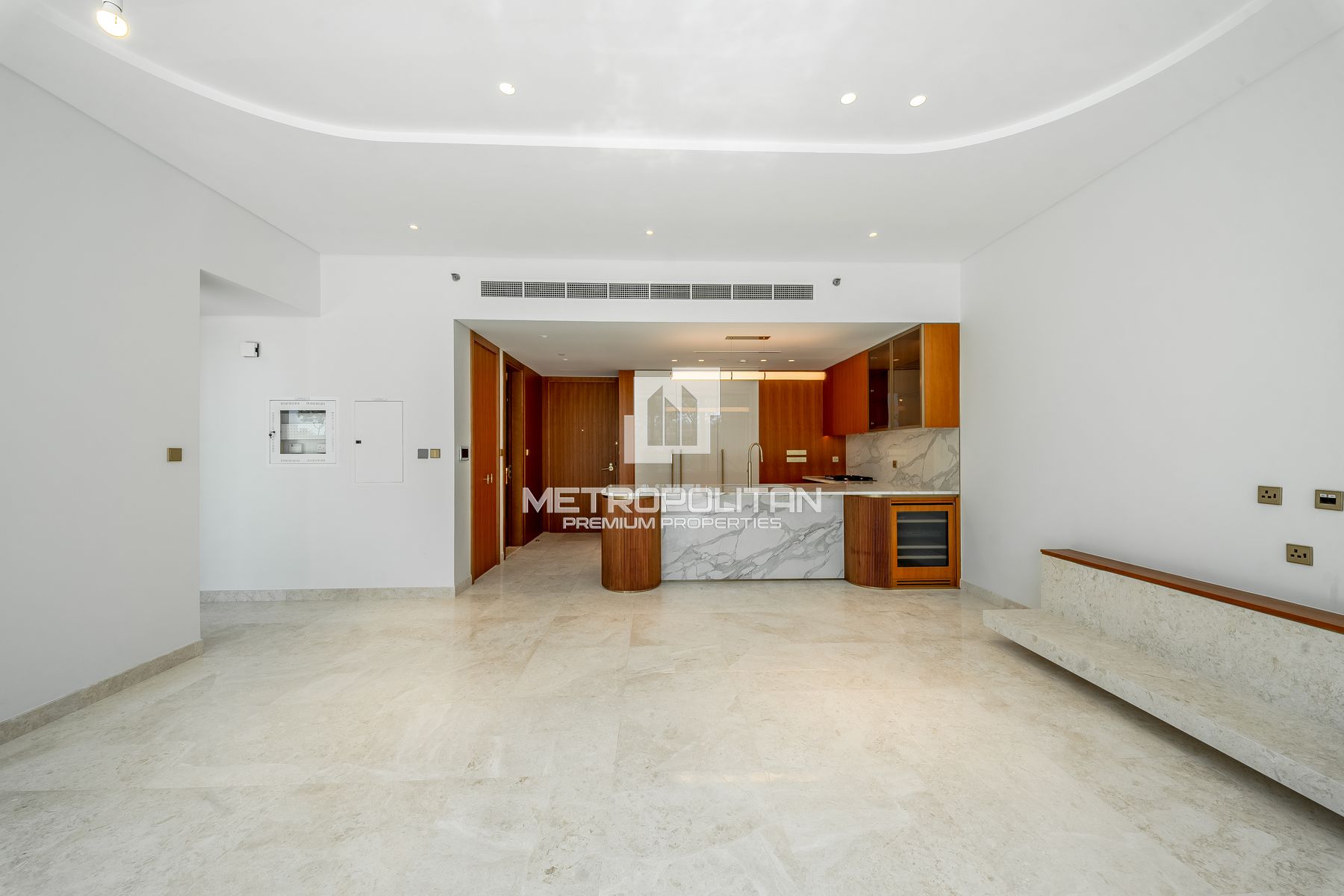Stunning 2BR | Beachfront | Prime Location