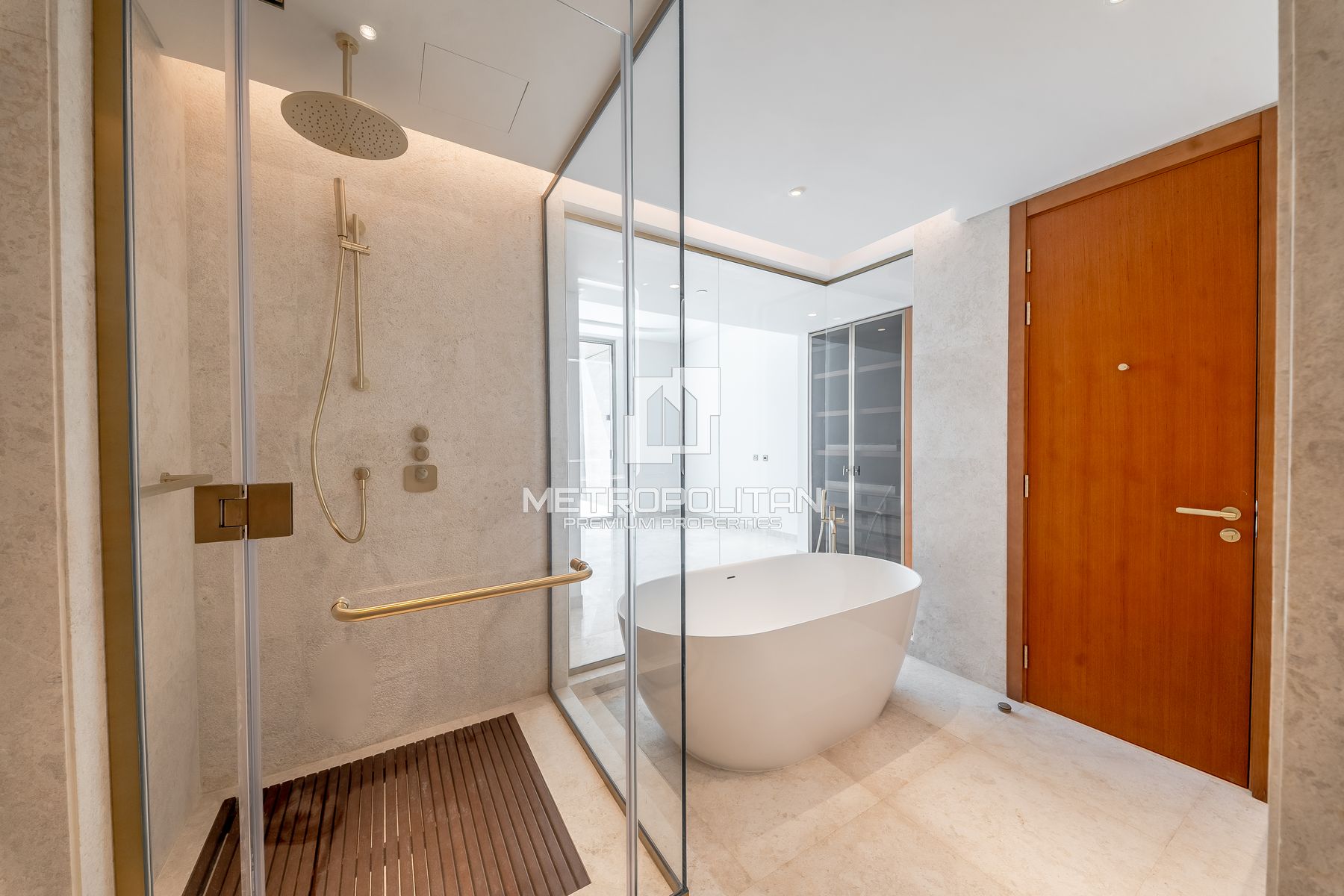 Stunning 2BR | Beachfront | Prime Location