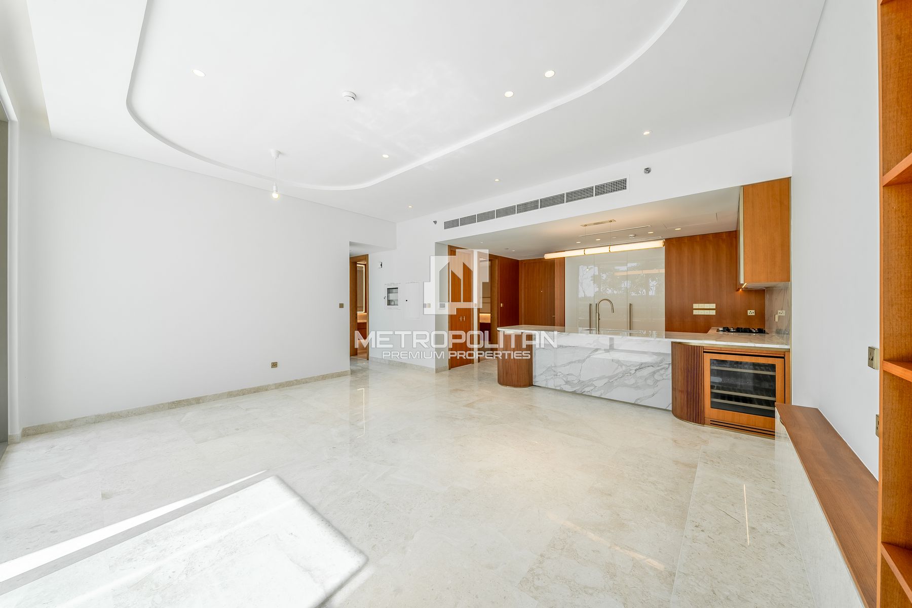 Stunning 2BR | Beachfront | Prime Location