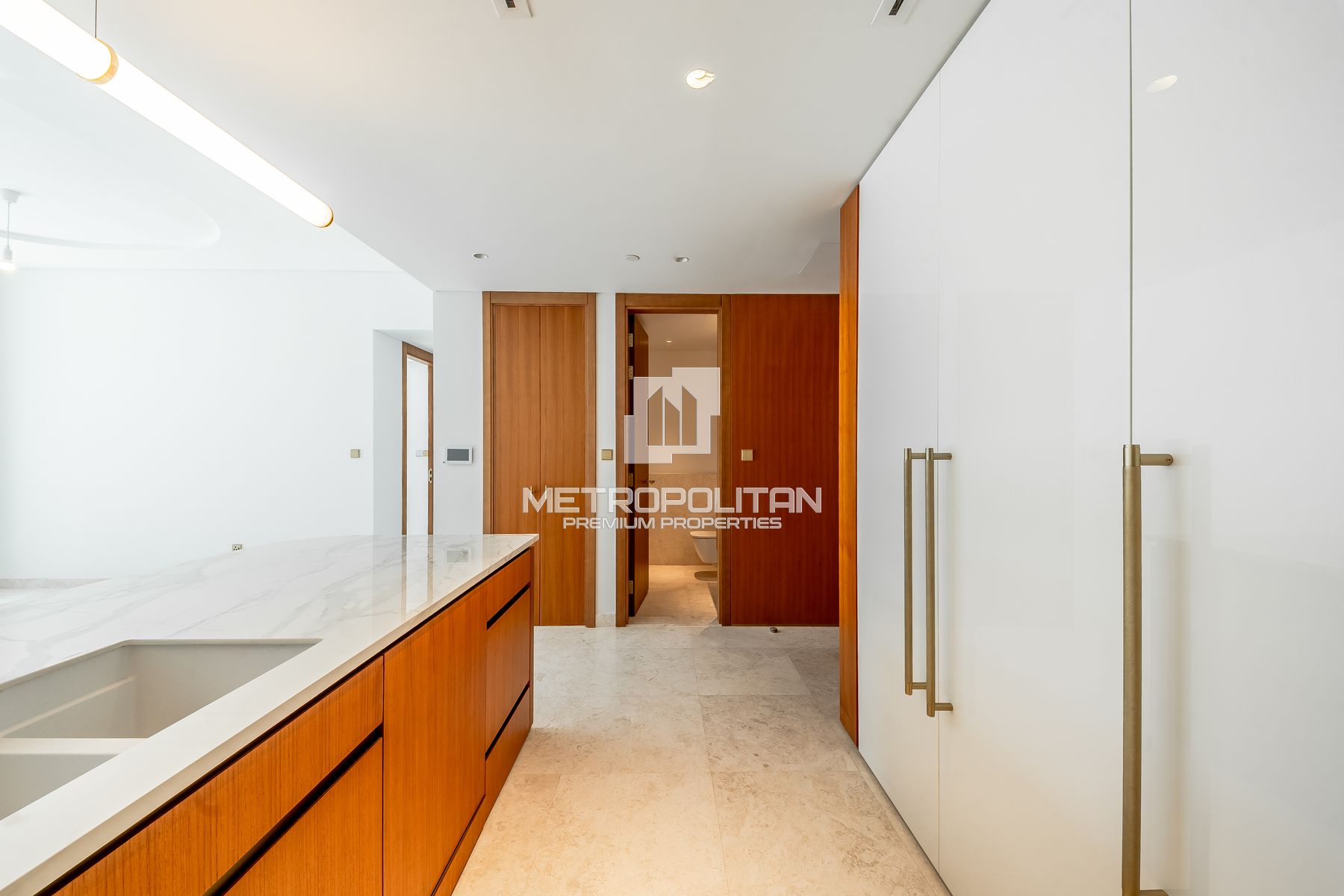 Stunning 2BR | Beachfront | Prime Location