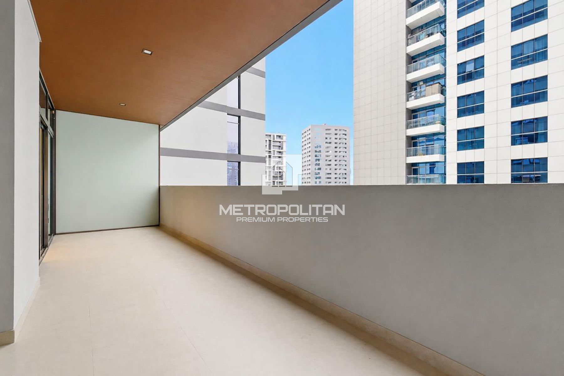 Bright 1BR | Premium Tower | Great Investment