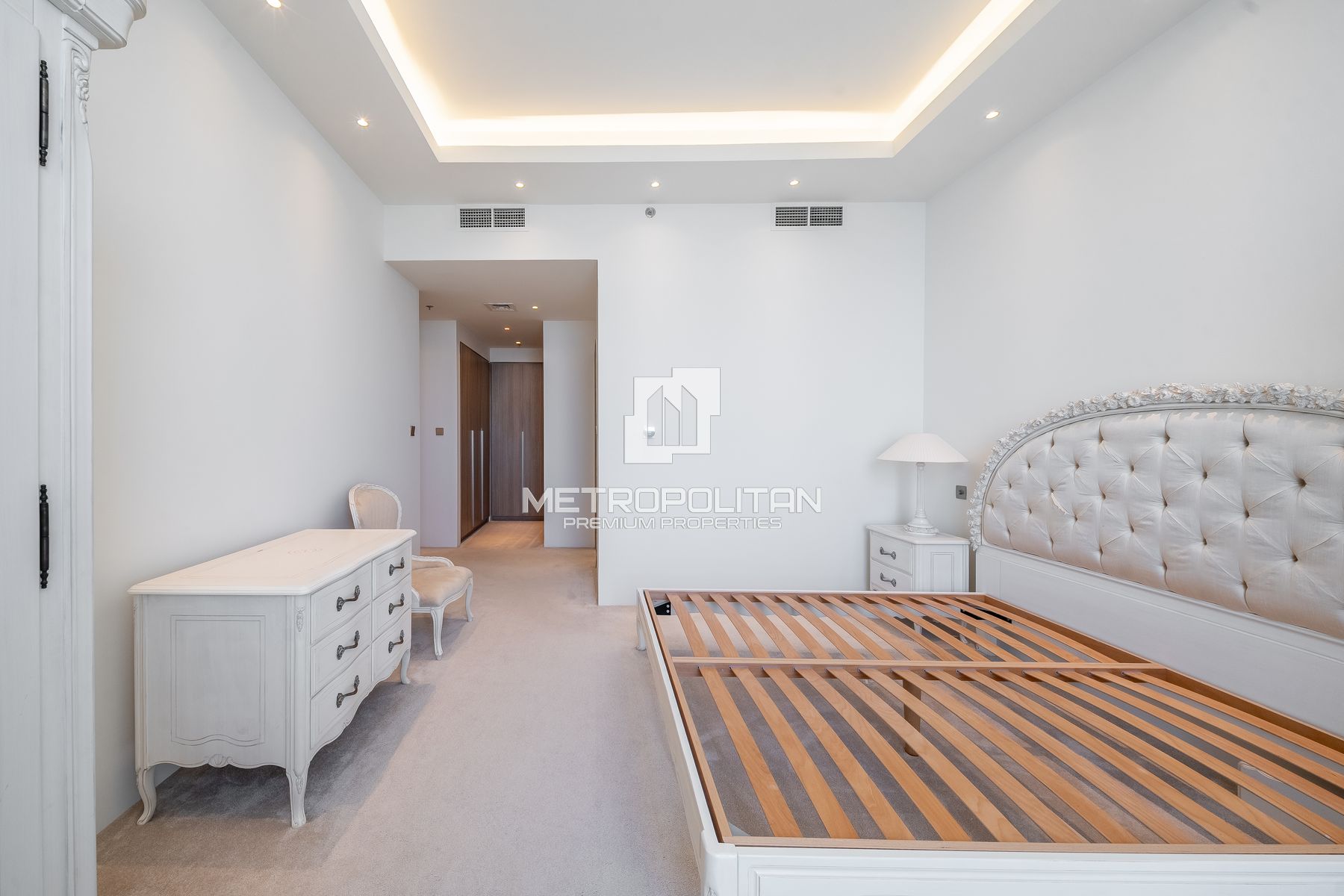 Vacant | Luxury Living | Marina and Skyline Views