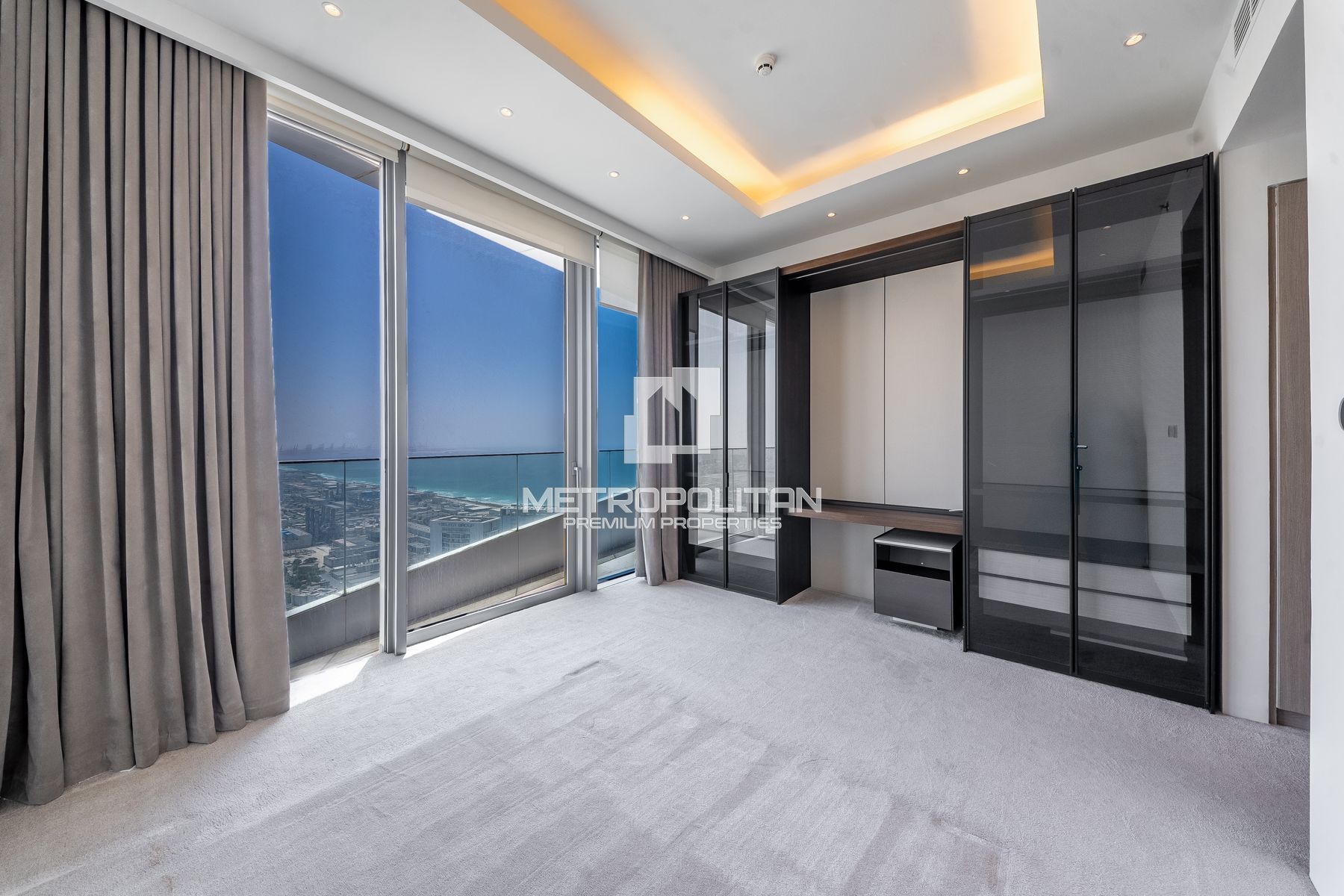 Vacant | Luxury Living | Marina and Skyline Views