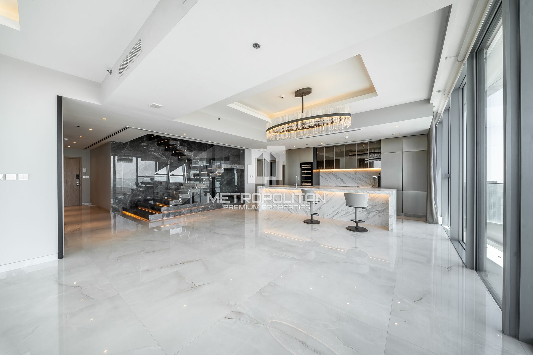Vacant | Luxury Living | Marina and Skyline Views