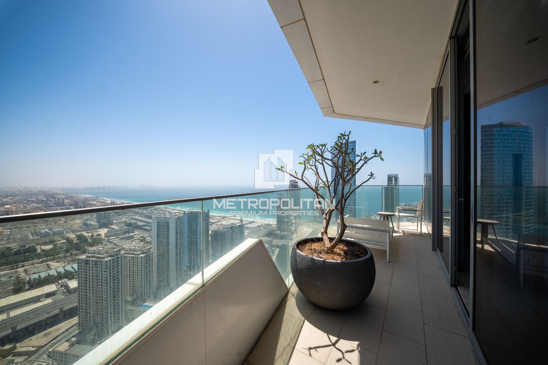 Vacant | Luxury Living | Marina and Skyline Views