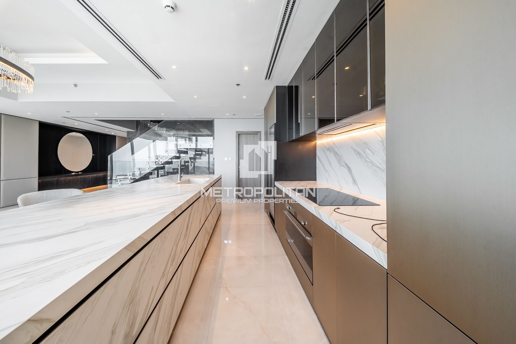 Vacant | Luxury Living | Marina and Skyline Views