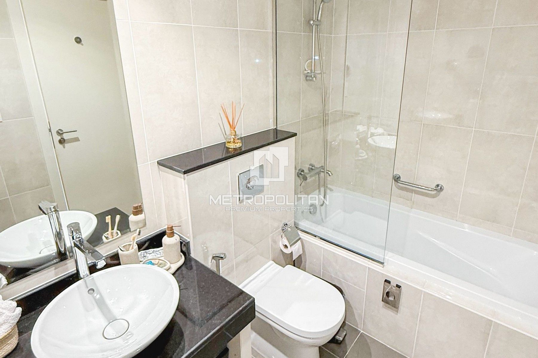 PREMIUM 1 BR | Full GOLF view | Fully Furnished