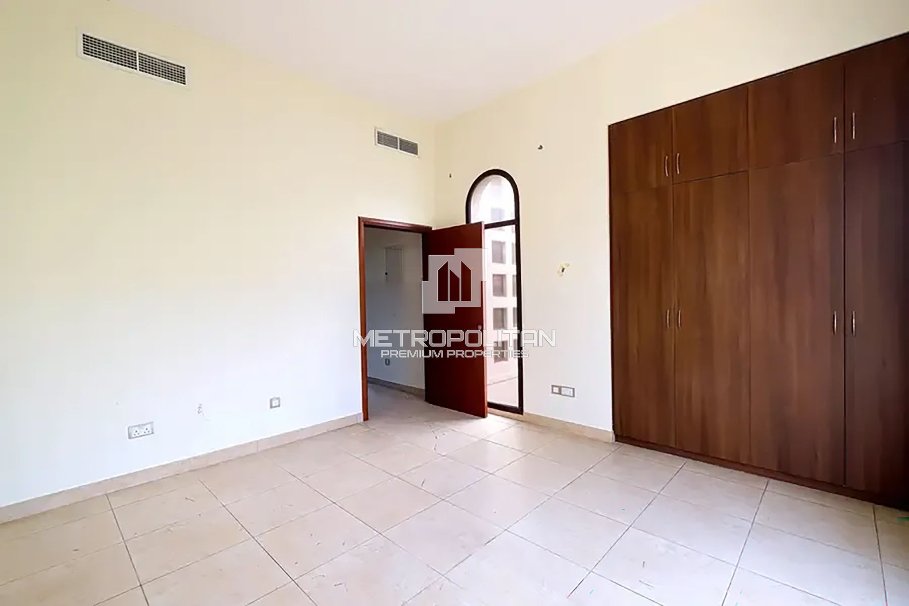 4BR Townhouse for Sale in Mudon – MPS-49130