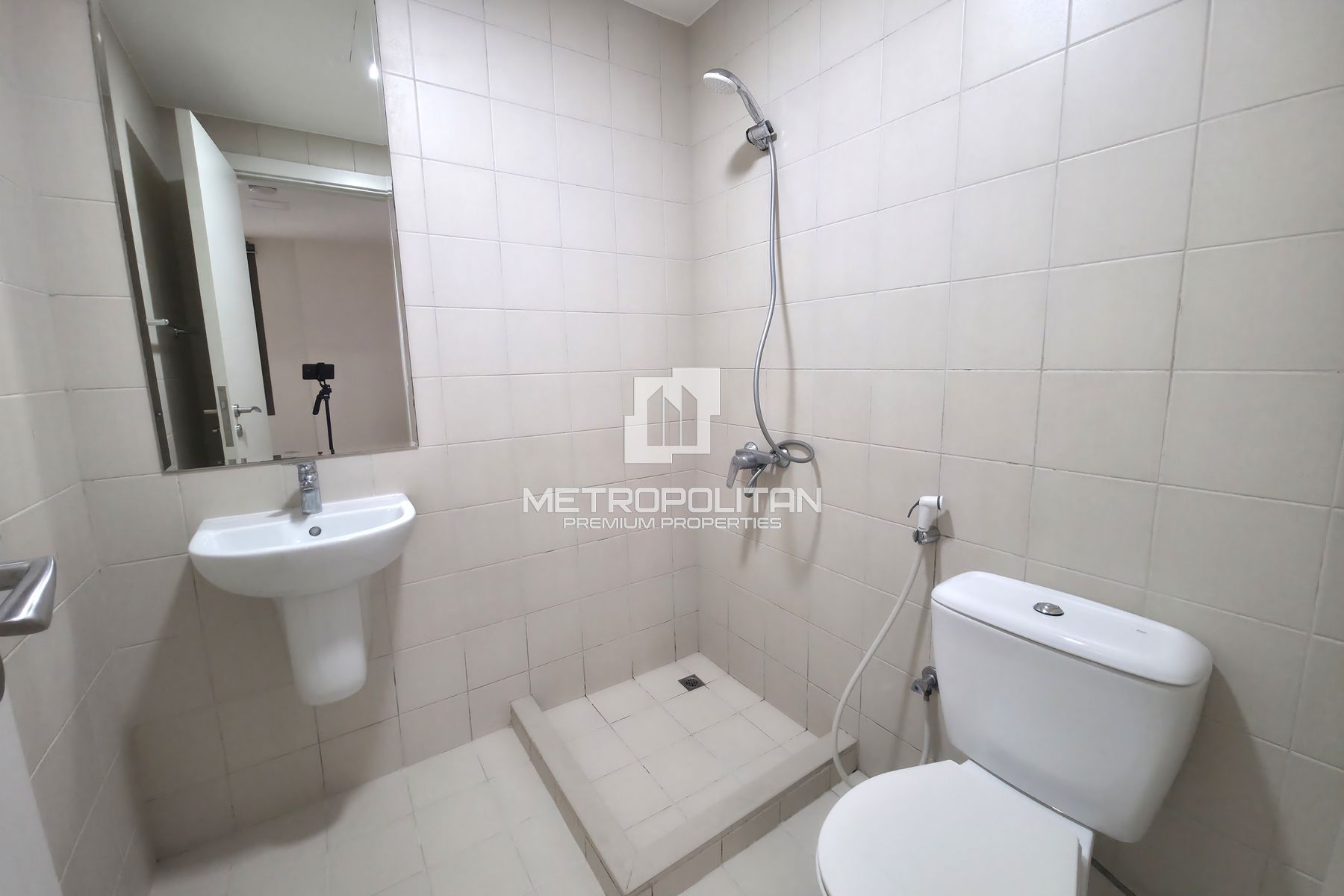 3BR Townhouse for Sale in Town Square – MPS-49140