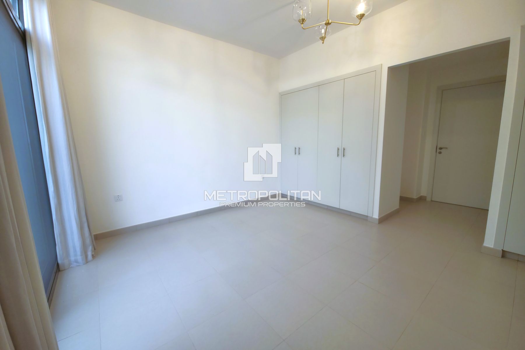 3BR Townhouse for Sale in Town Square – MPS-49140