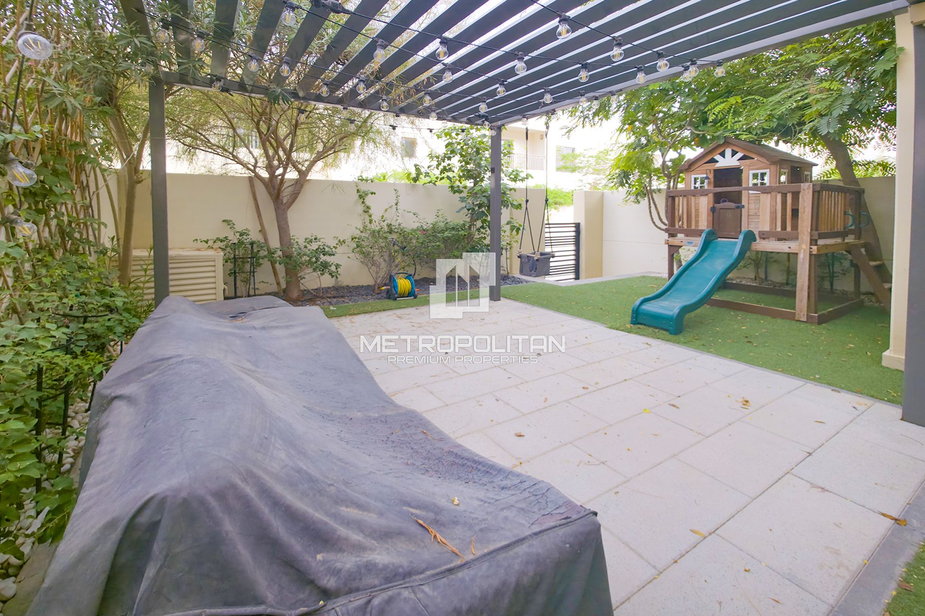 3BR Townhouse for Sale in Town Square – MPS-49140