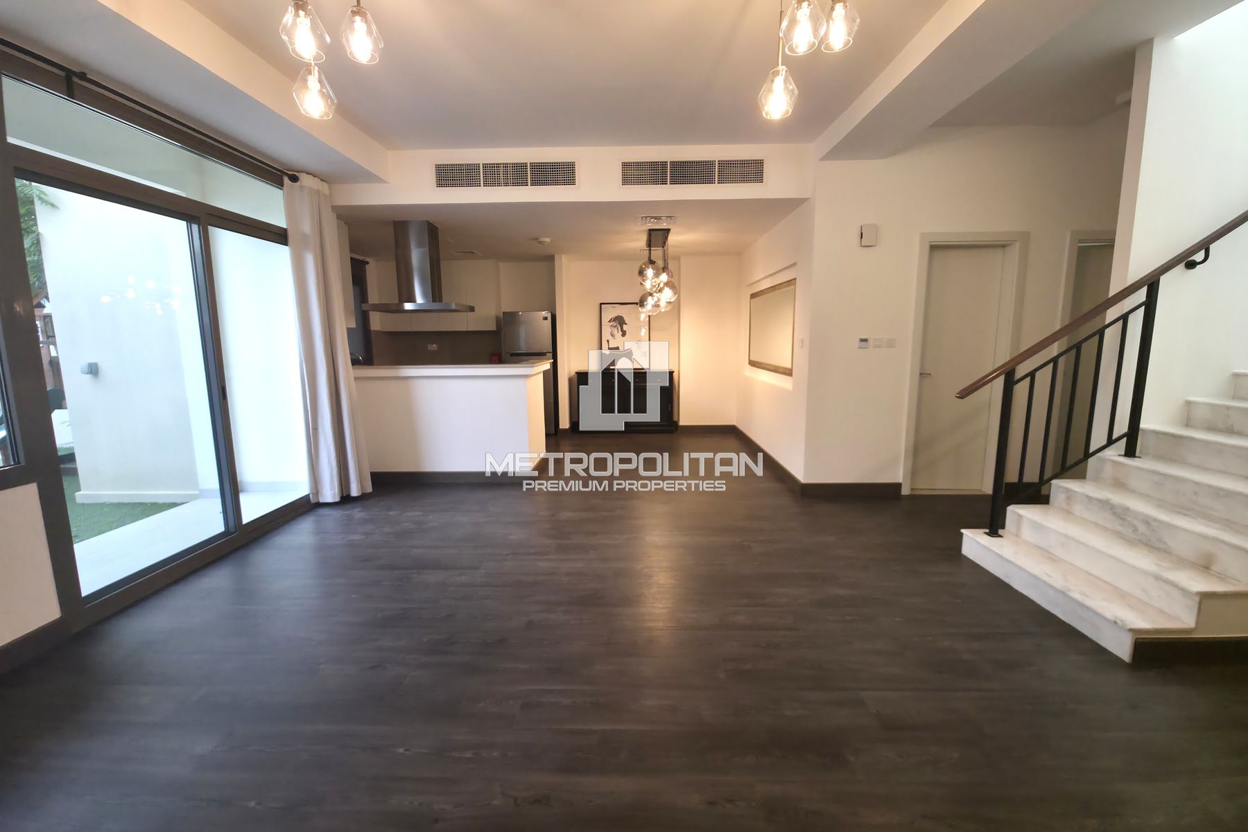 3BR Townhouse for Sale in Town Square – MPS-49140
