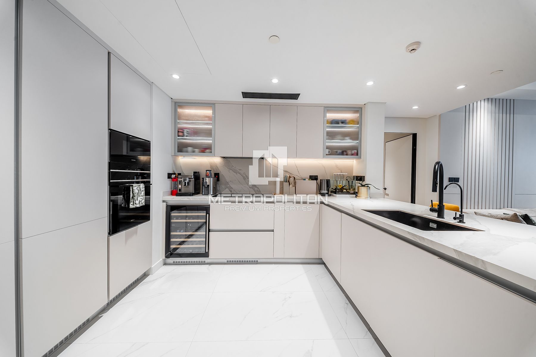 3BR Apartment for Sale in Palm Jumeirah – MPS-49169