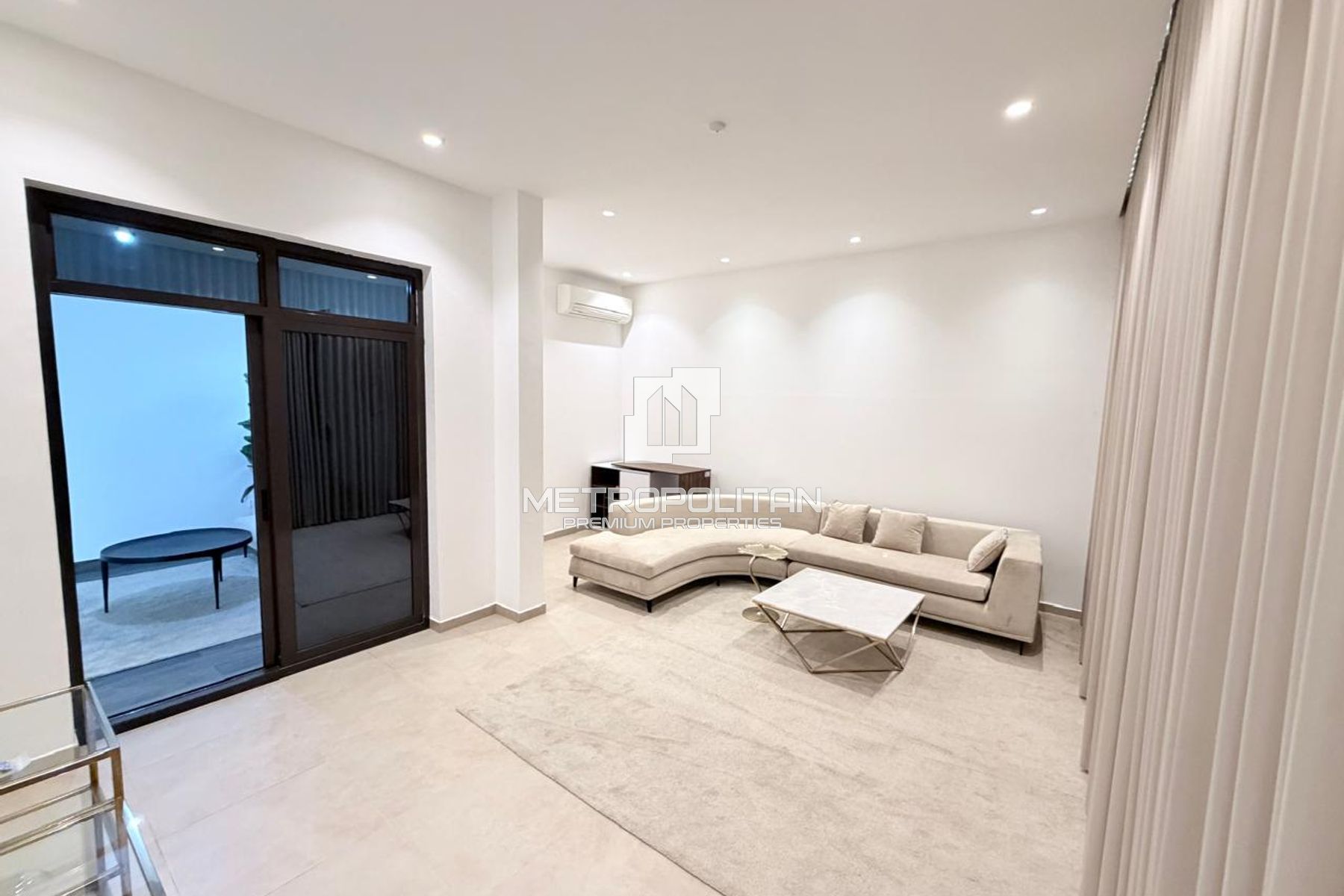 Furnished Luxurious 5BR Villa | NASMA RESIDENSE