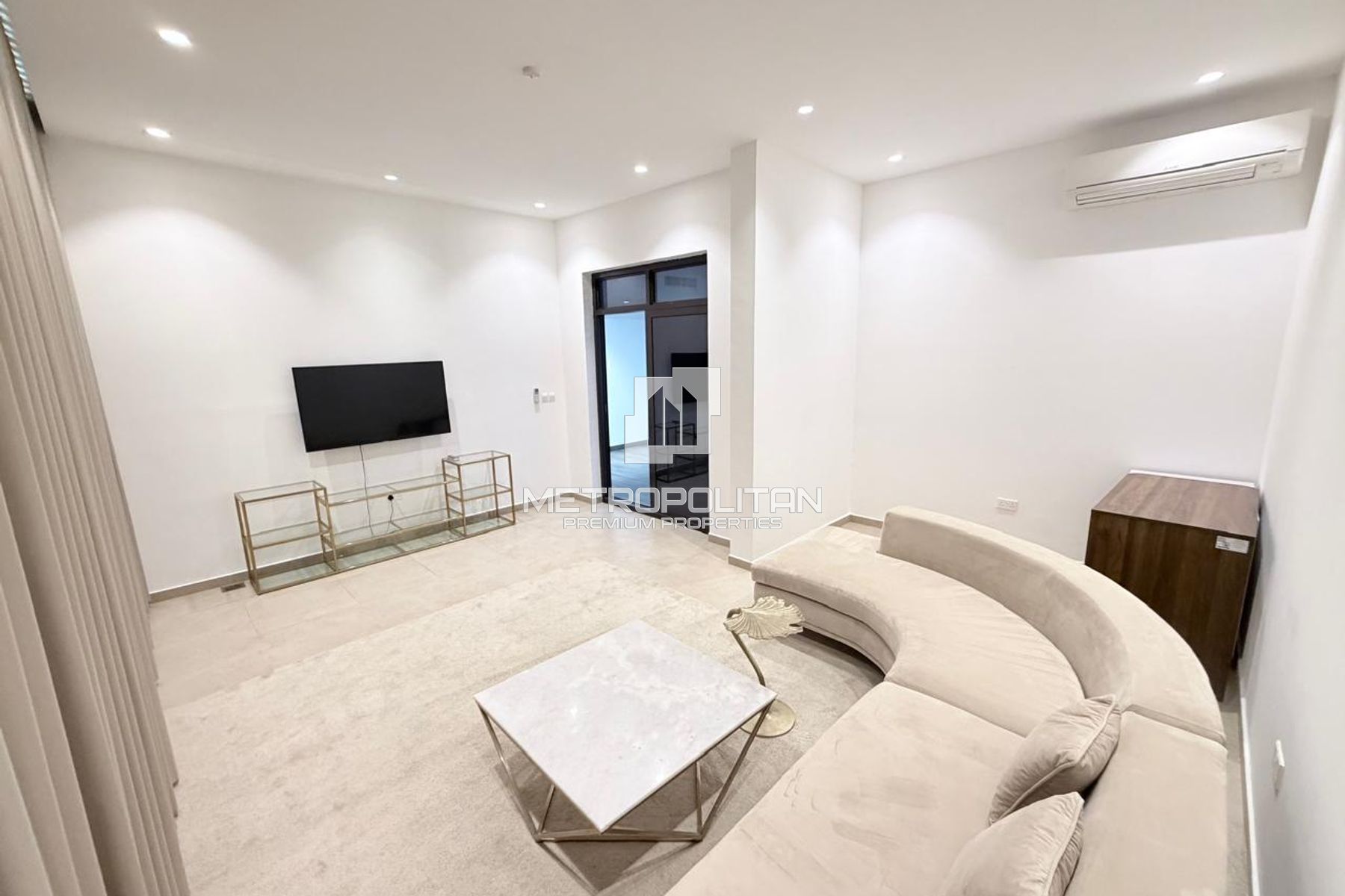 Furnished Luxurious 5BR Villa | NASMA RESIDENSE