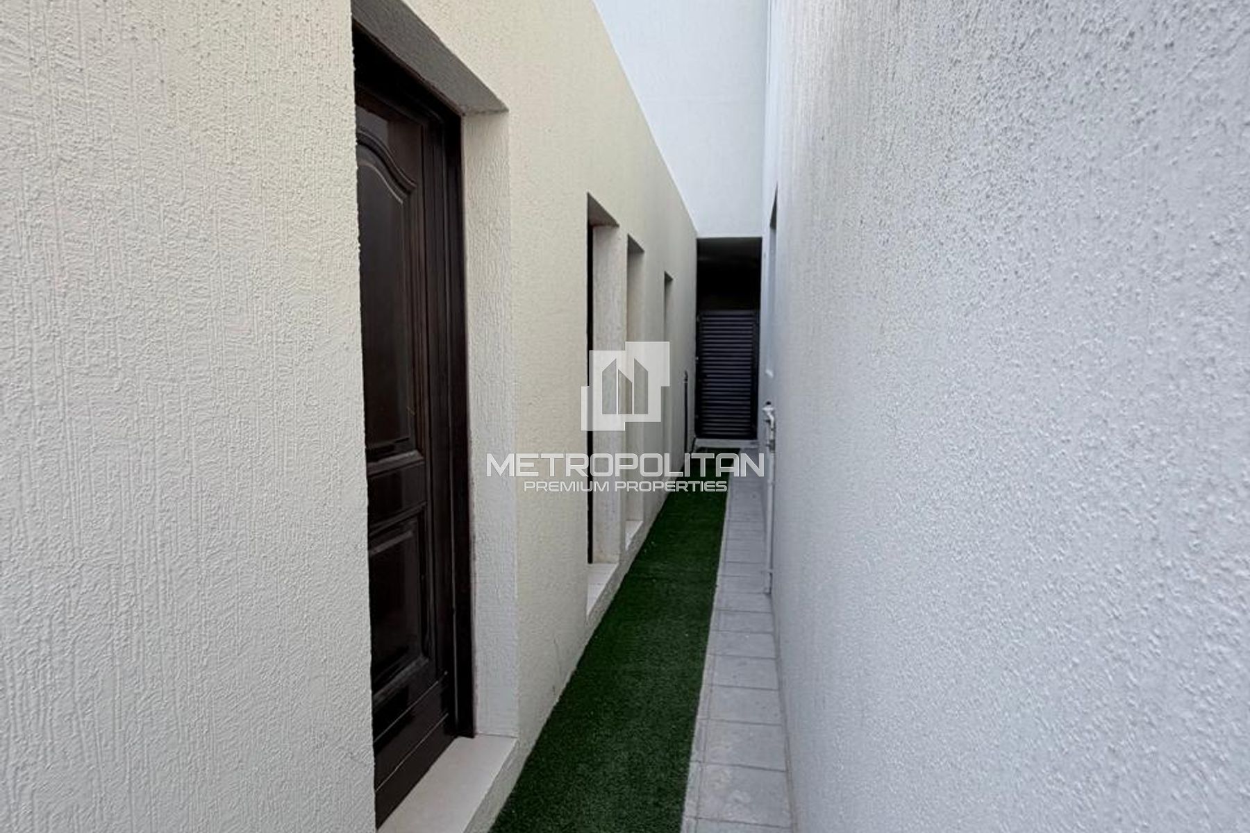 Furnished Luxurious 5BR Villa | NASMA RESIDENSE