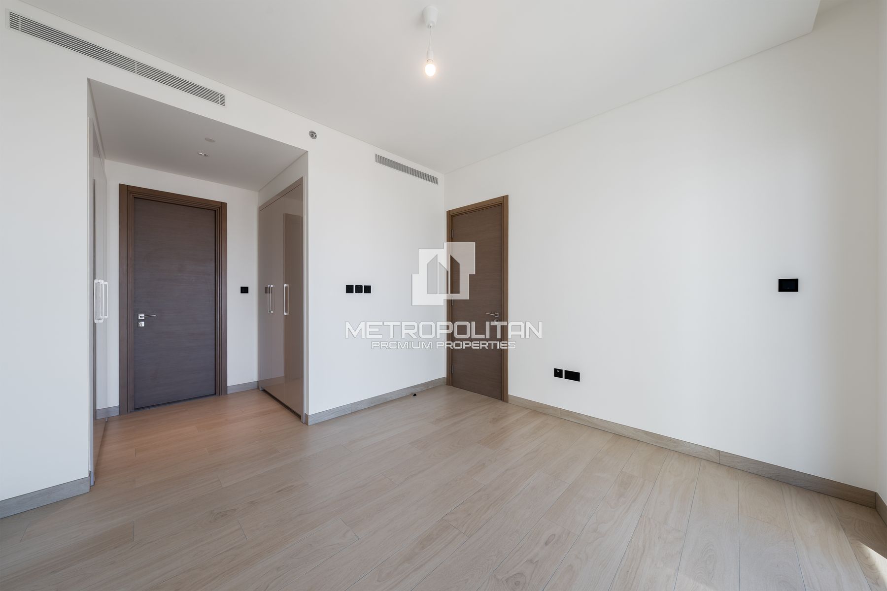 Multiple Options | High Floor | Prime Location