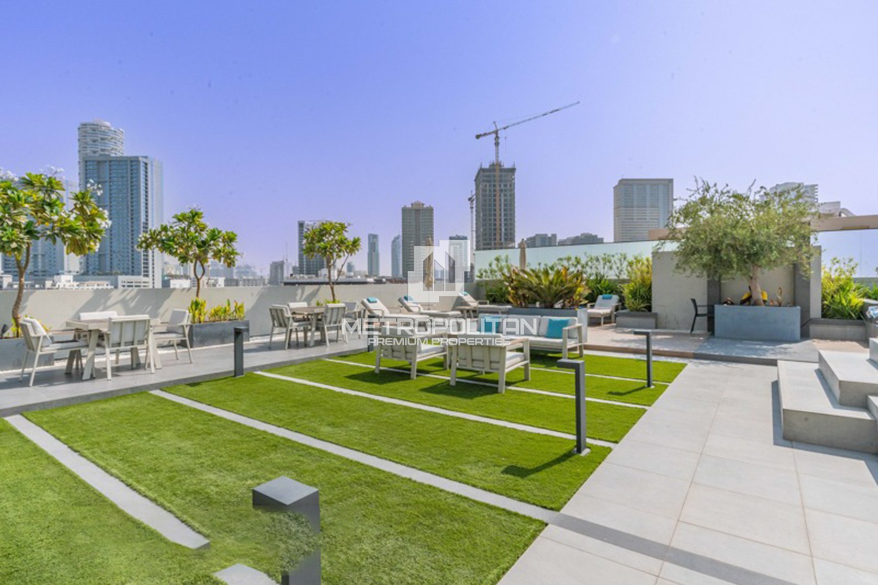 Pool View | Furnished | Rented | Mid Floor