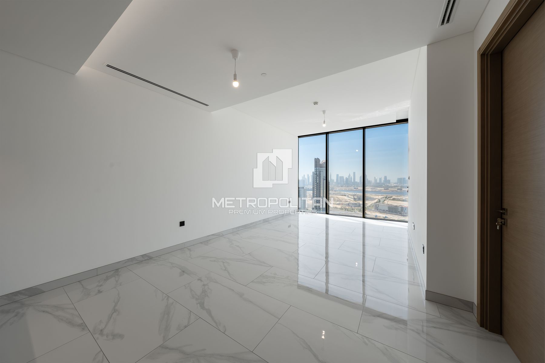 Fantastic views  | 2 Years Service Charges Free