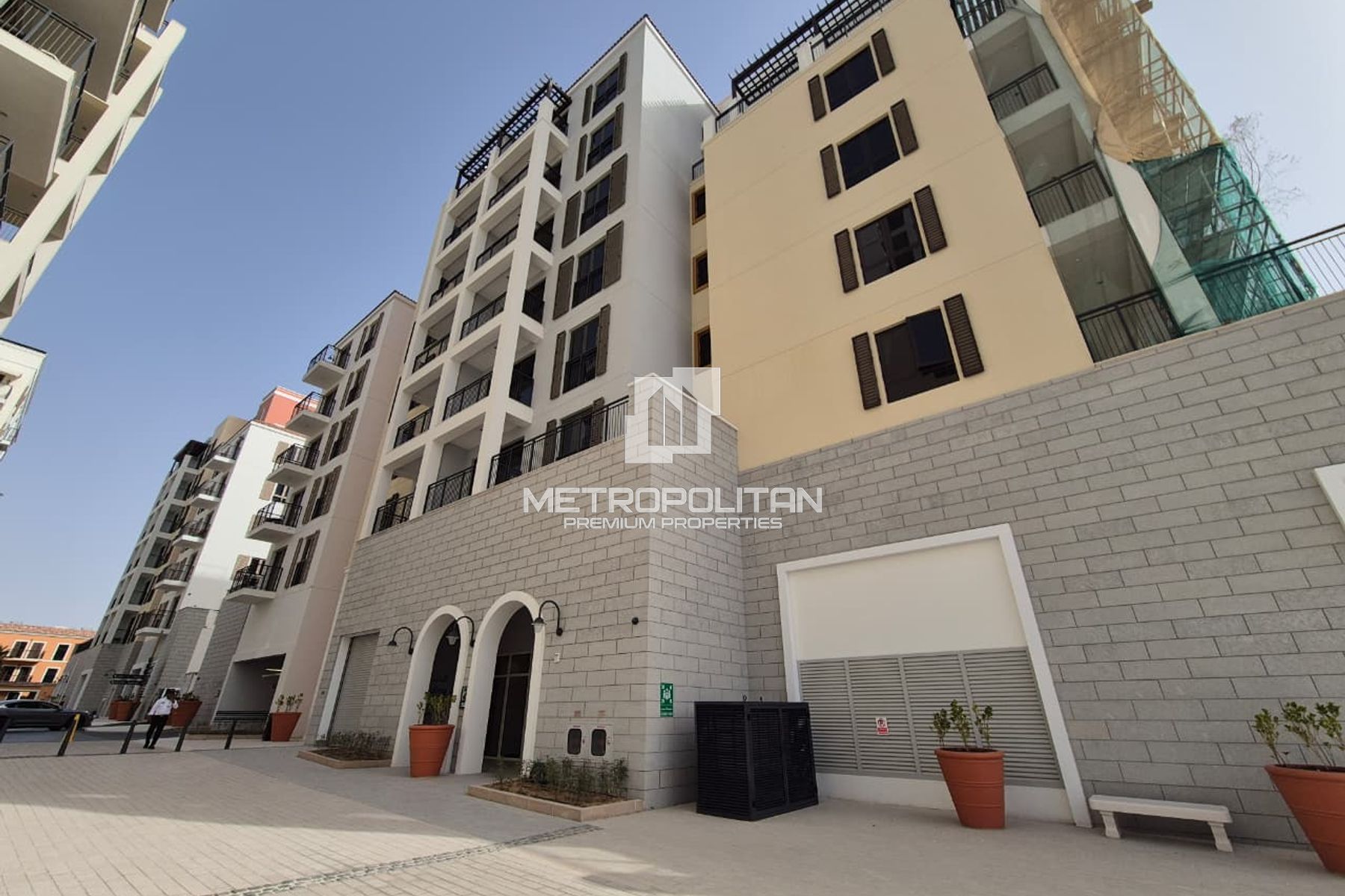 1BR Apartment for Sale in Jumeirah – MPS-49261