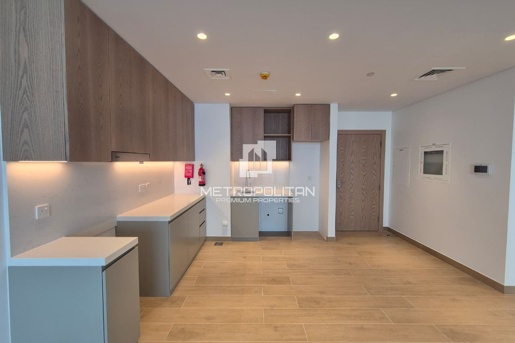 Marina View | HIgh Floor | Vacant | Spacious