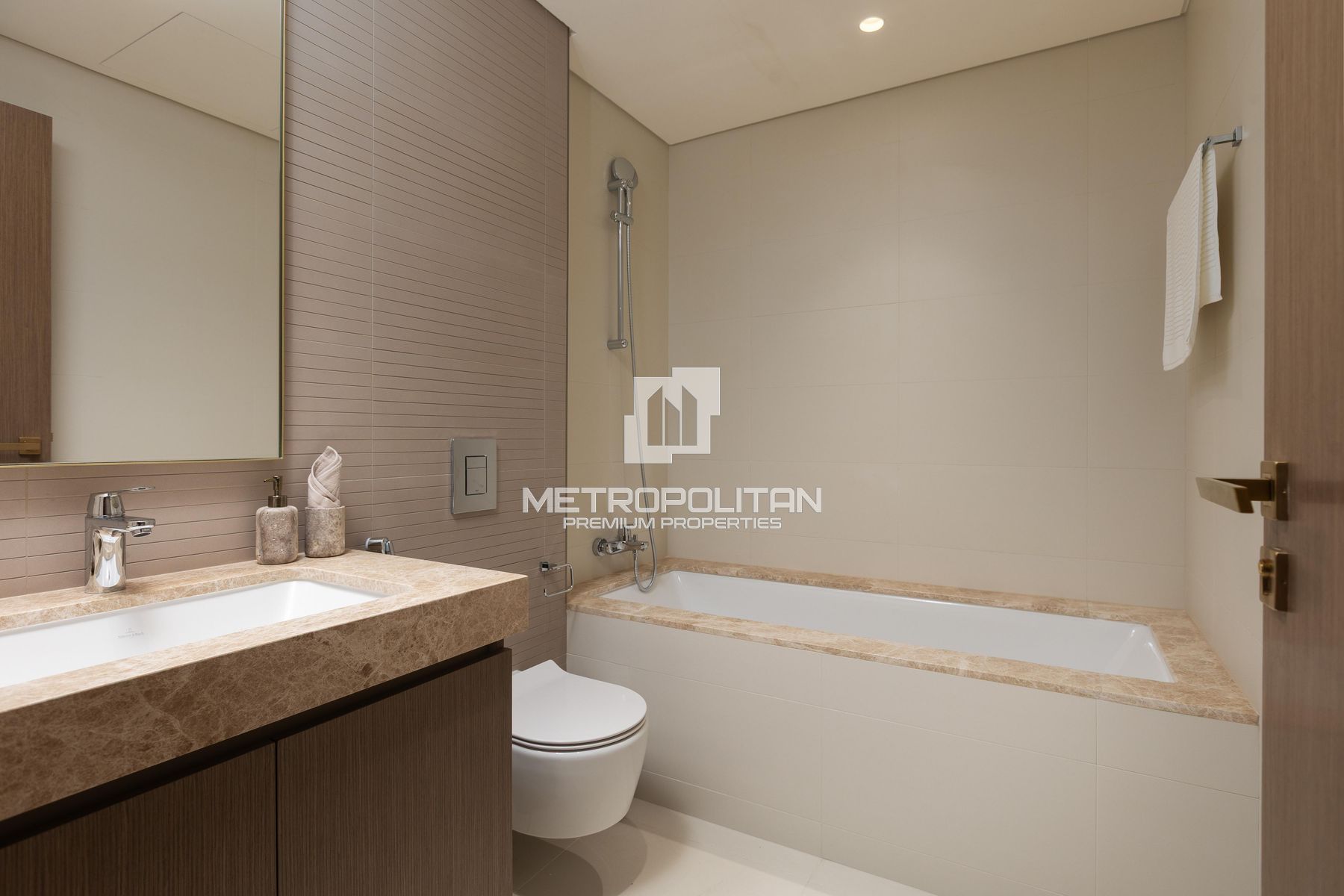 2BR Apartment for Sale in Dubai Harbour – MPS-49268