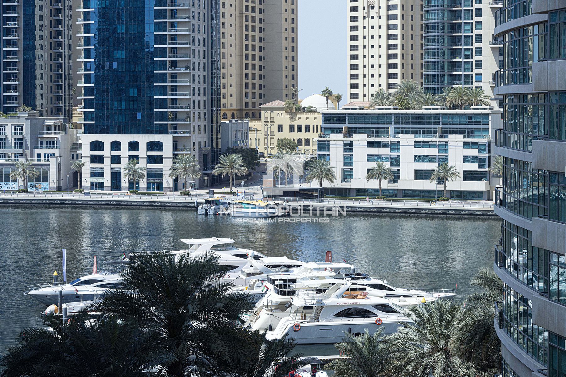 Spacious Duplex Residence | Bright  Marina View |