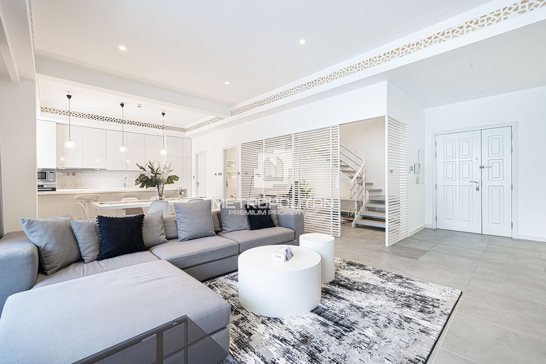 Spacious Duplex Residence | Bright  Marina View |
