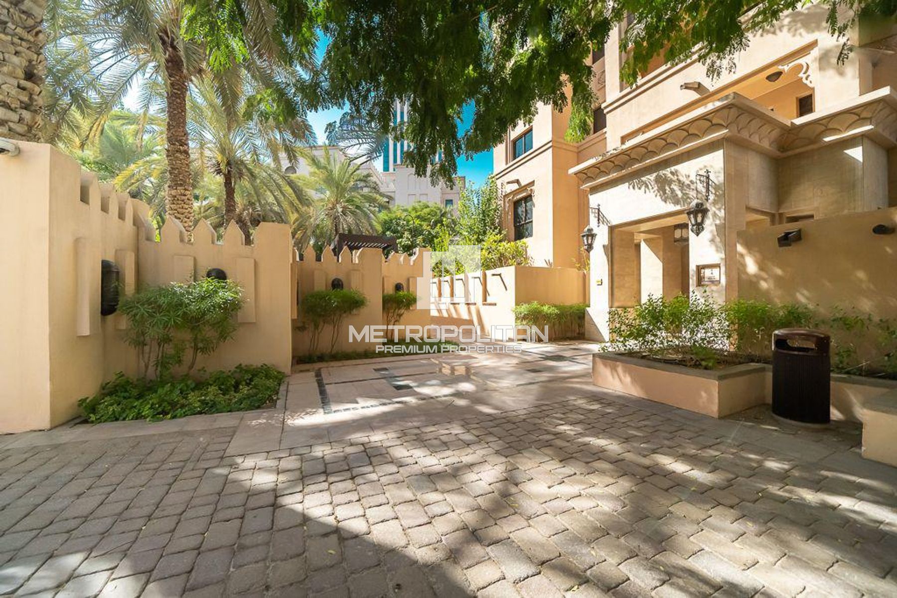 Greenery Views | Bright Apartment |Well Maintained