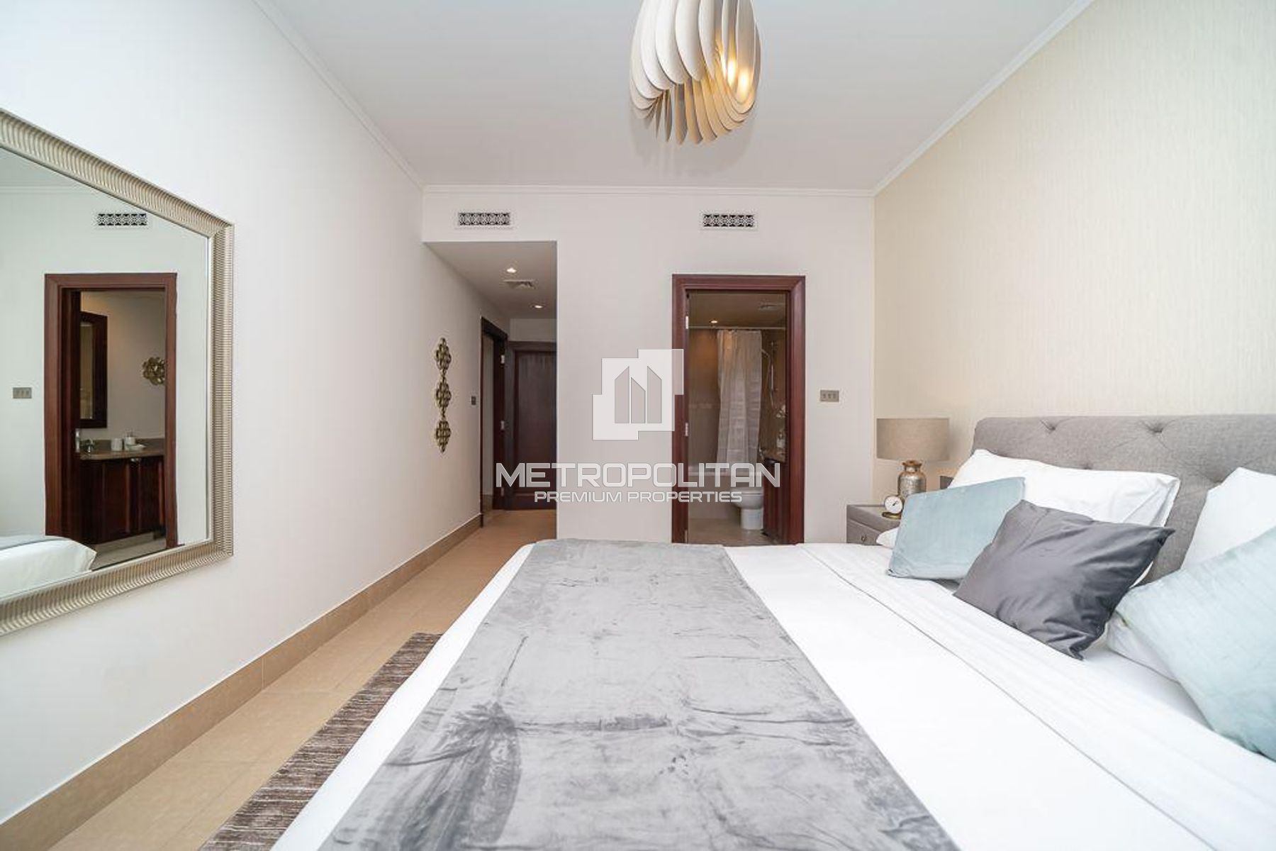 Greenery Views | Bright Apartment |Well Maintained