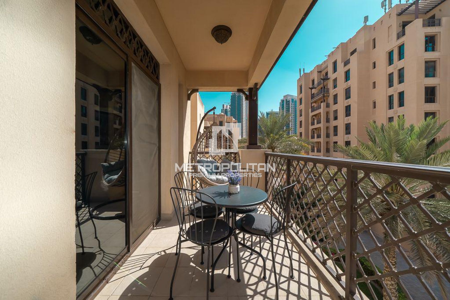 Greenery Views | Bright Apartment |Well Maintained