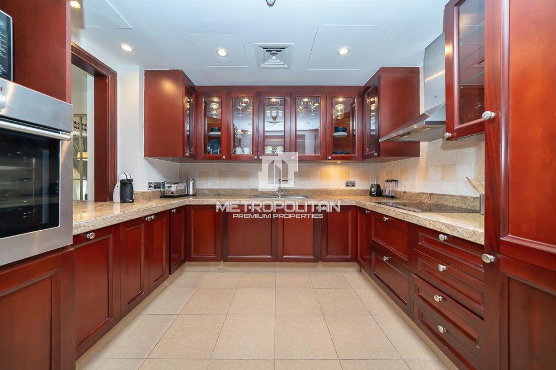 Greenery Views | Bright Apartment |Well Maintained