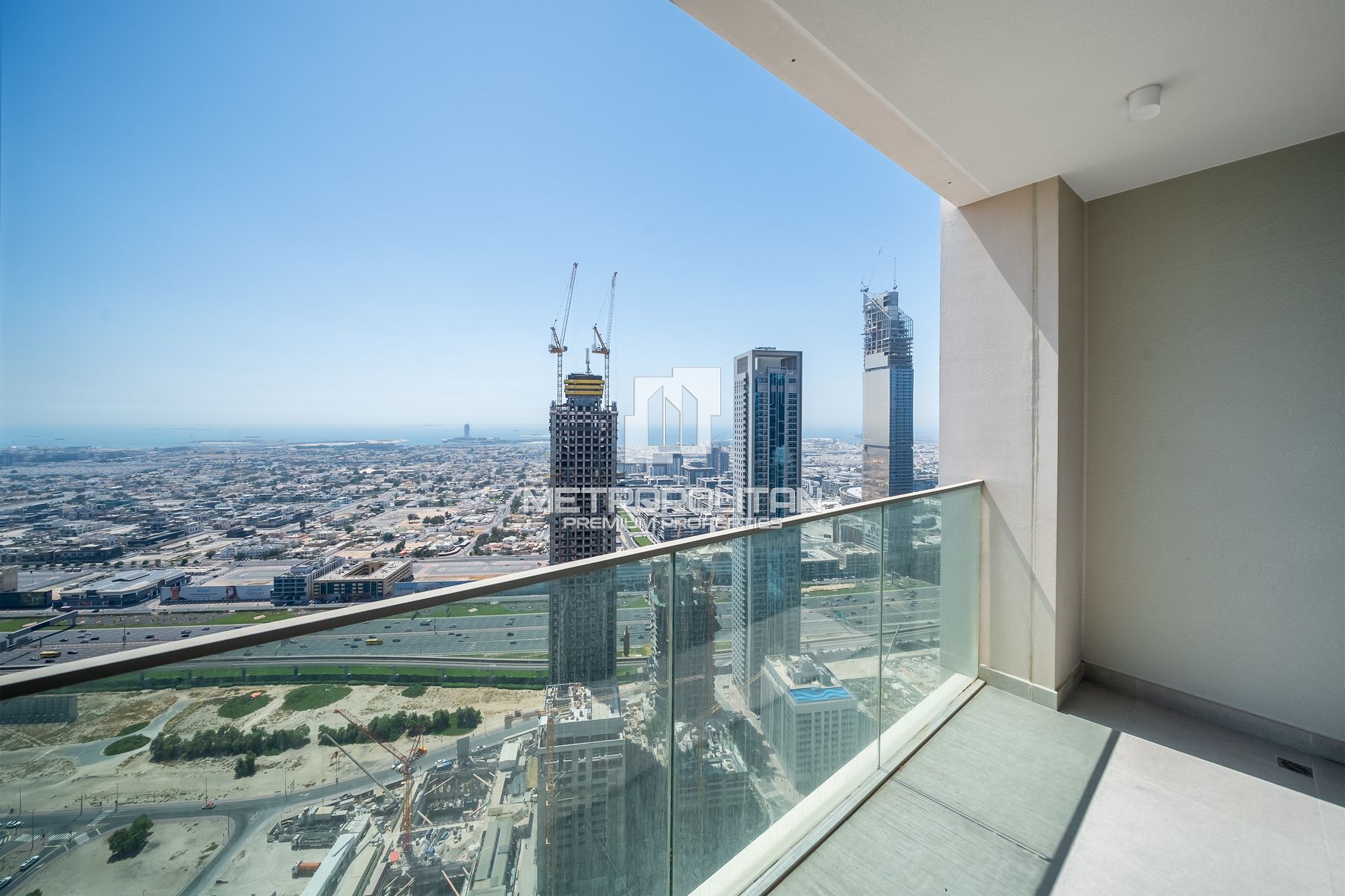 High Floor | Sea And Blvd View | Vacant Unit