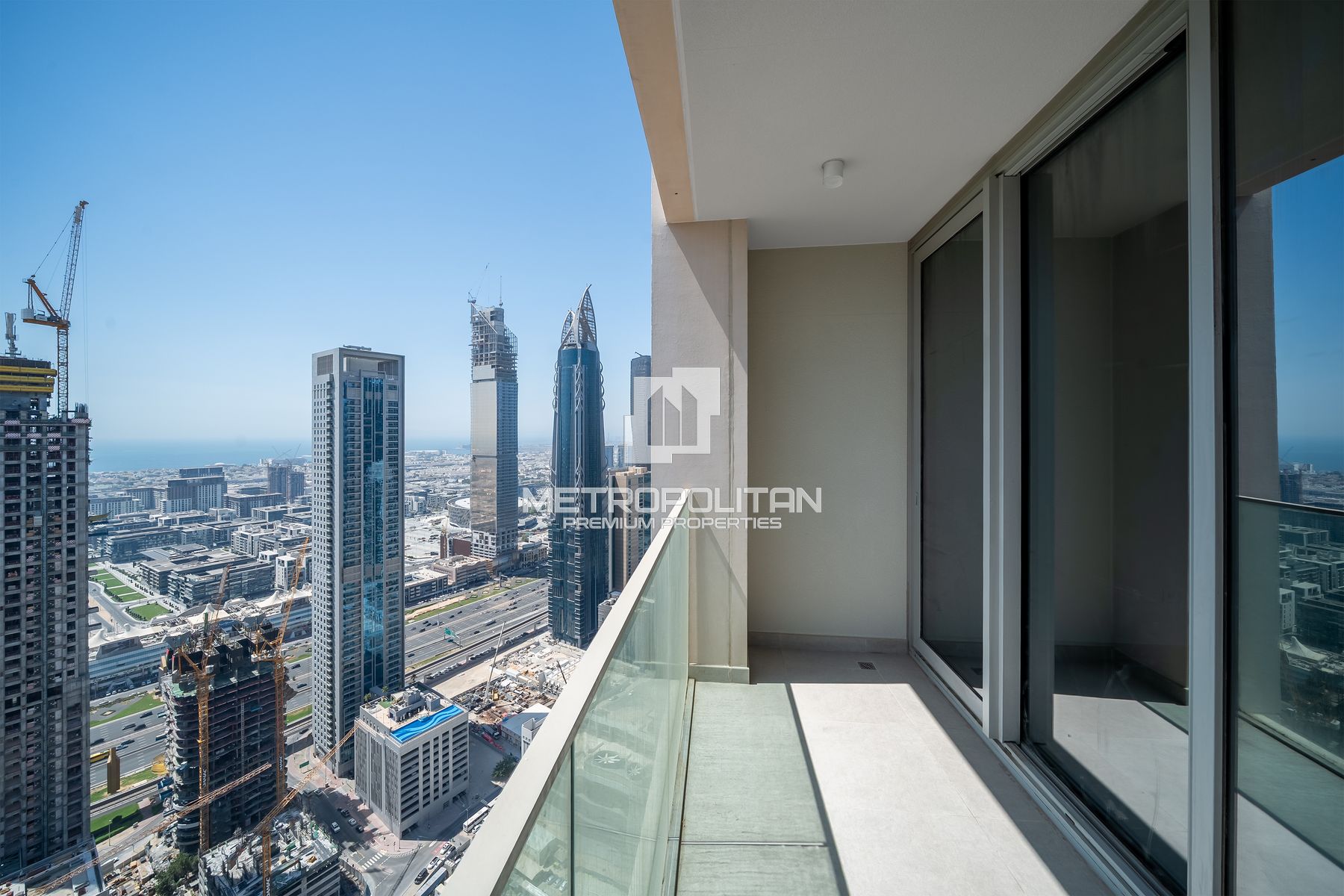 High Floor | Sea And Blvd View | Vacant Unit