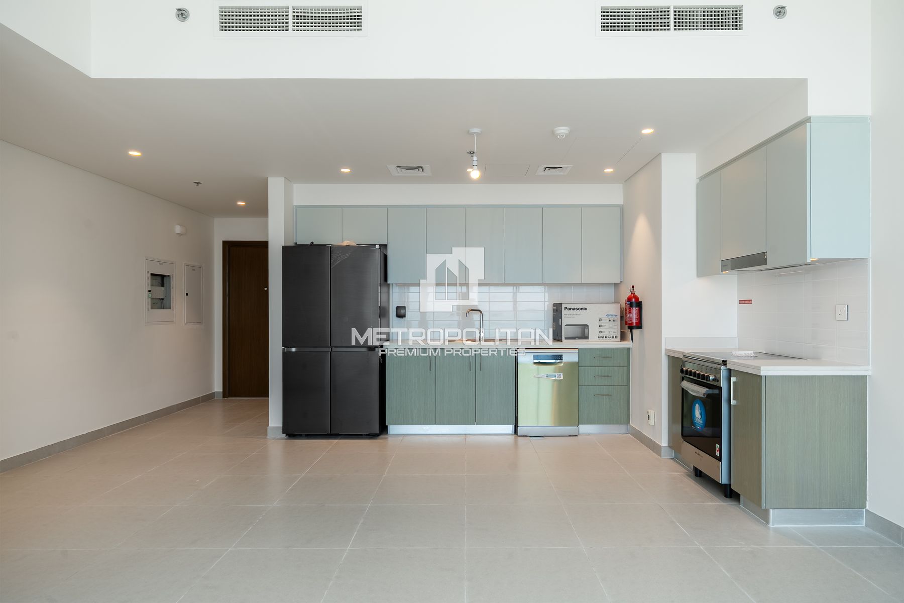 High Floor | Sea And Blvd View | Vacant Unit