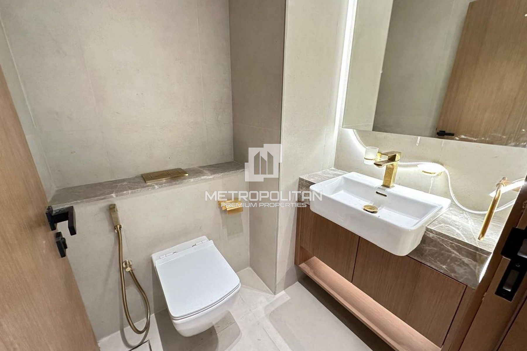 Low Floor | Spacious Layout | Pool View | Good ROI