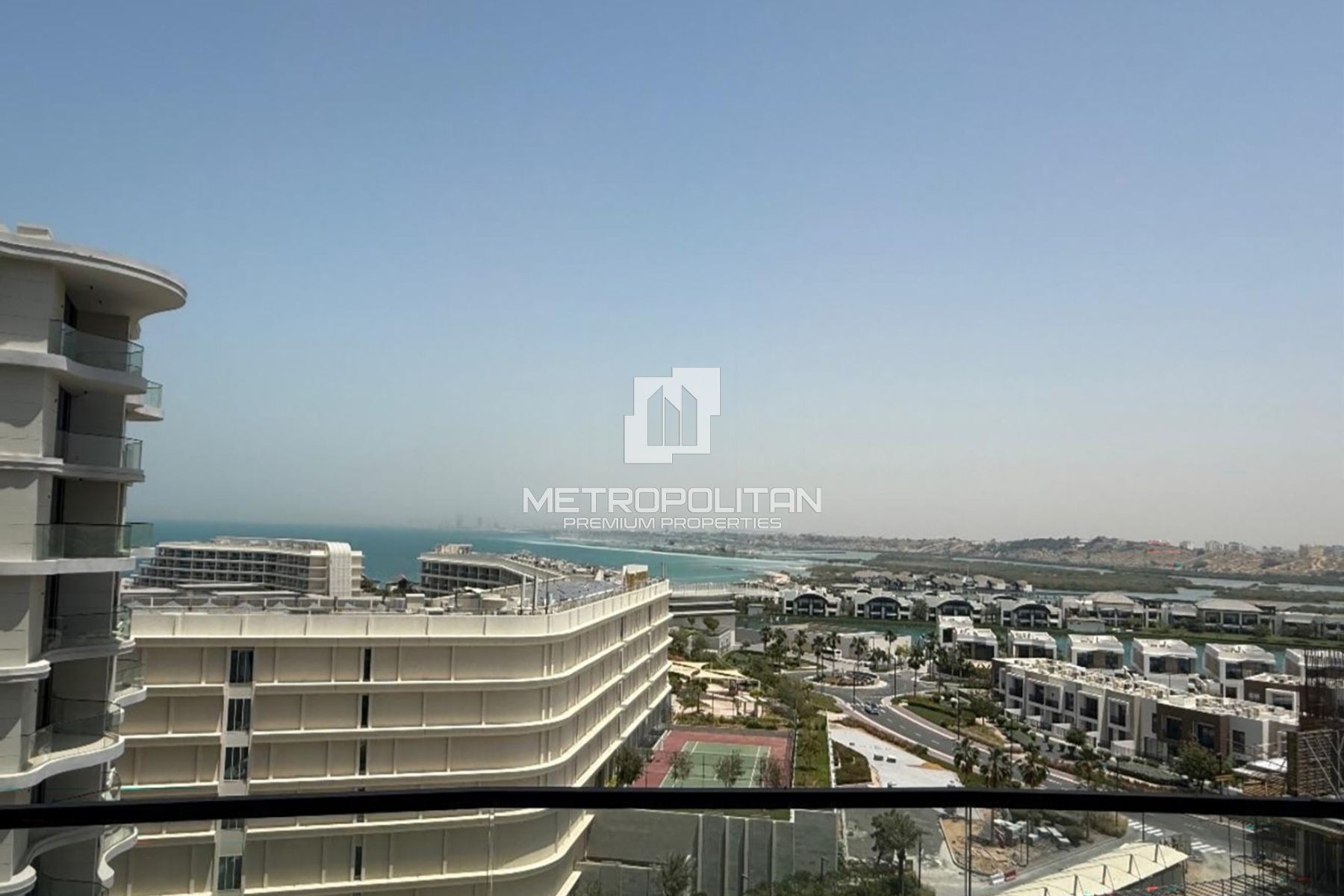 Ready to Move In | High Floor | Beachfront Living