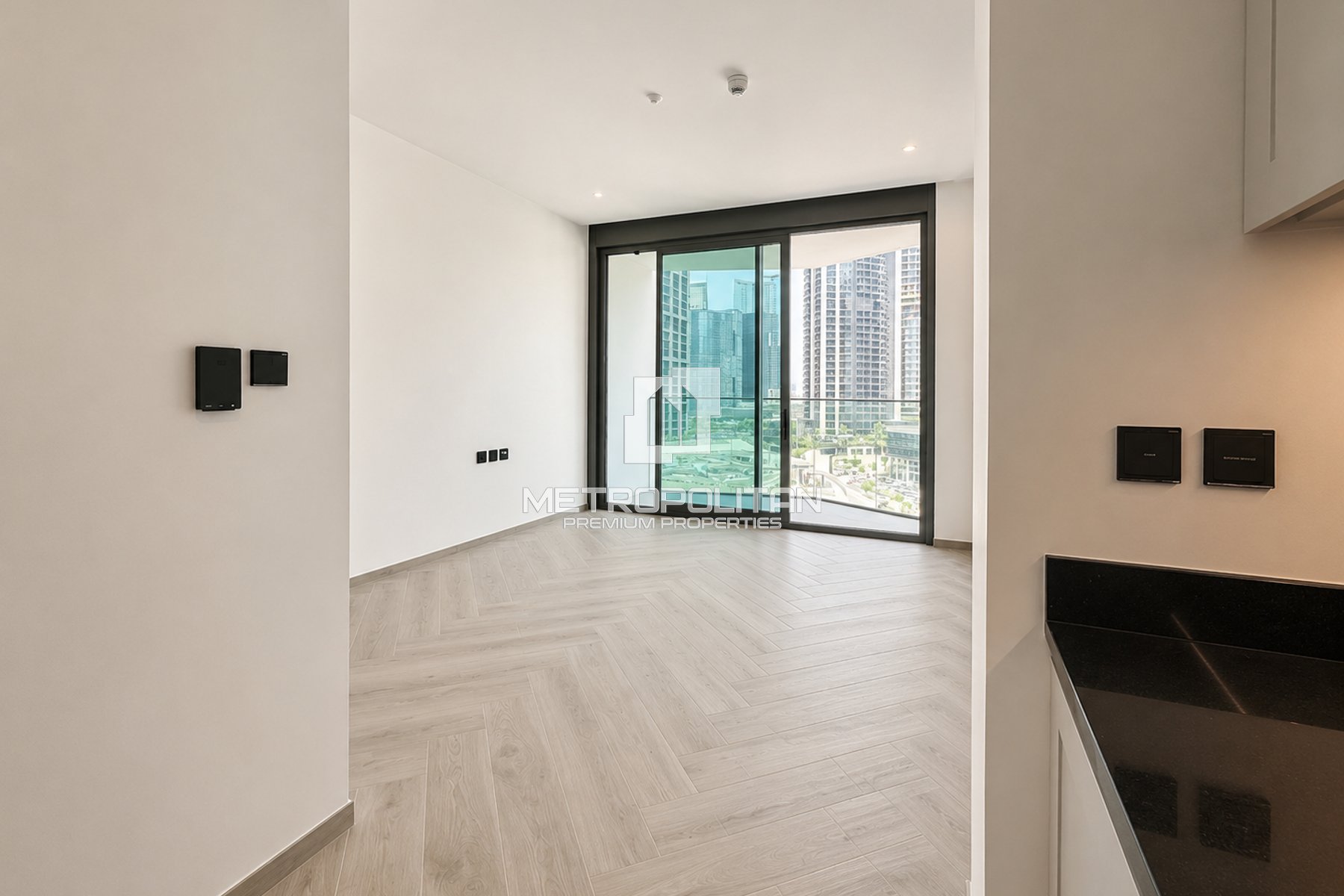 .5BR Apartment for Sale in Business Bay – MPS-49369