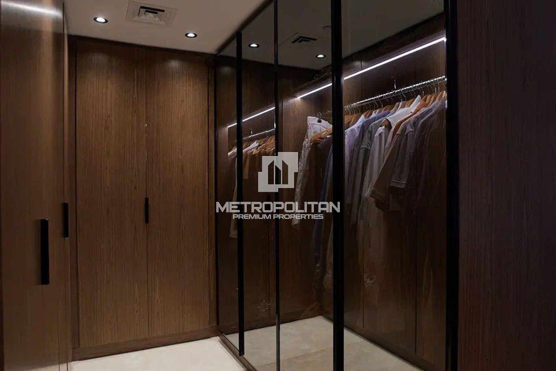Fully Upgraded | Burj Arab View | Spacious